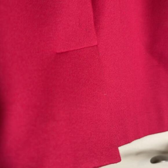 Dress Trina Turk size 10 red -  back Zip 26” long from under arm - Picture 6 of 7